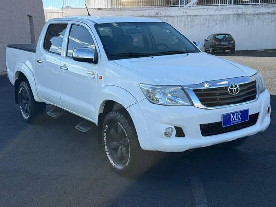 TOYOTA HILUX 2.7 SR 4X2 CD 16V FLEX 4P AUTOMÁTICO